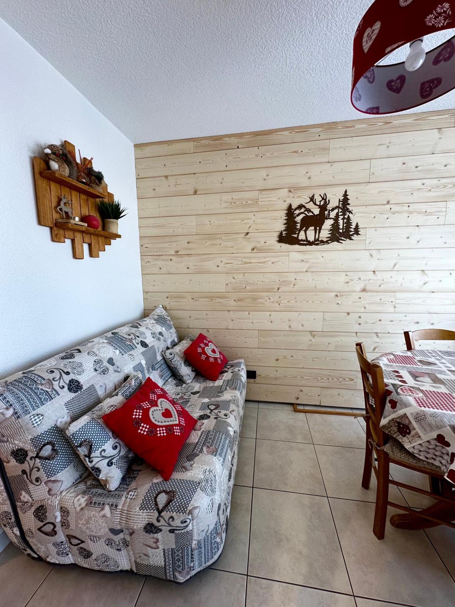 Superbe appartement à 50m des pistes parking privé Fontcouverte-la-Toussuire Exterior foto